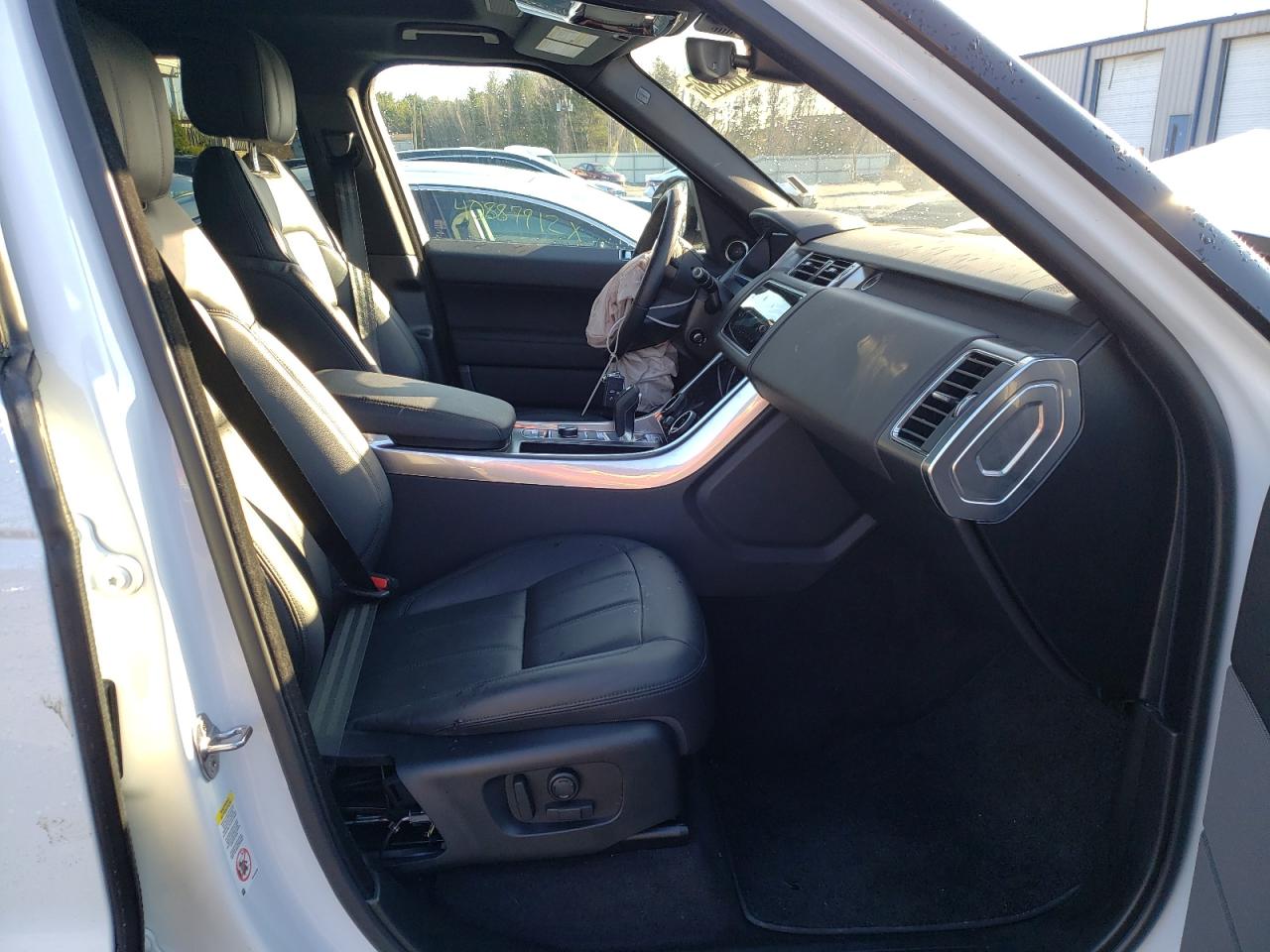 Photo 5 from auction – 2021 LAND ROVER RANGE ROVE with VIN SALWG2SU3MA778917