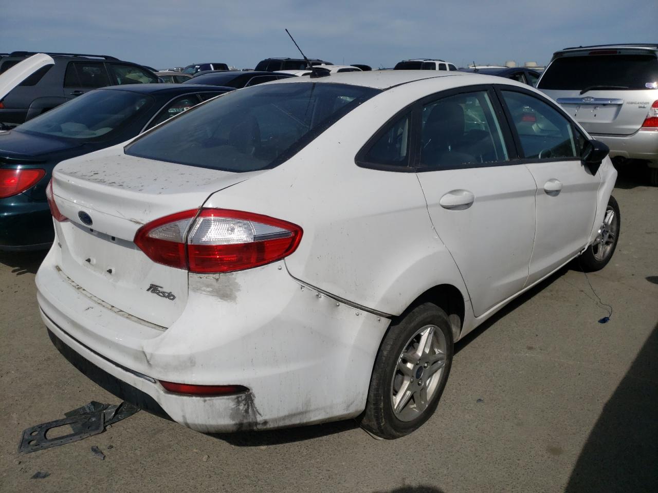 Photo 4 from auction – 2017 FORD FIESTA SE with VIN 3FADP4BJ7HM122959