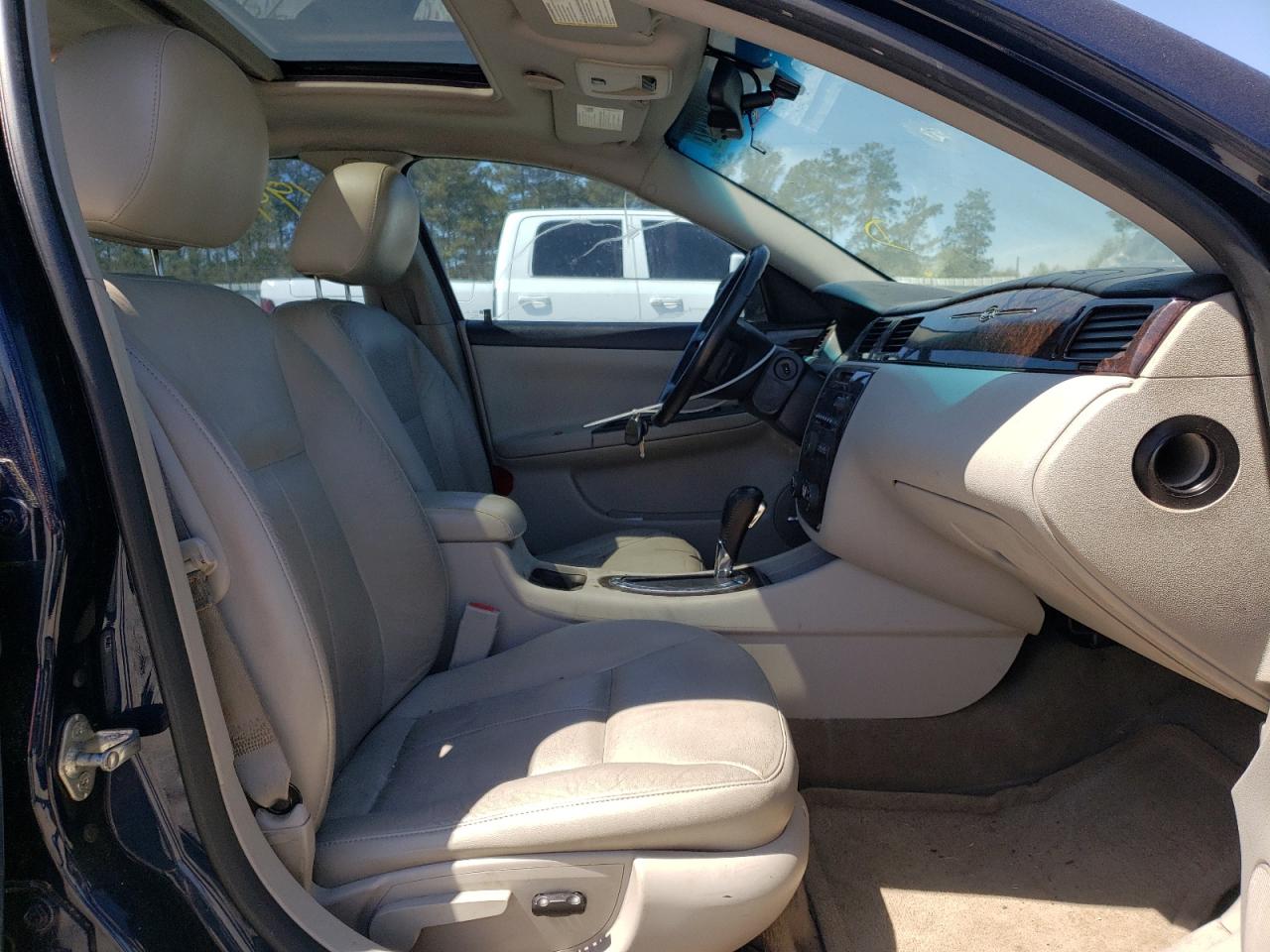 Photo 5 from auction – 2012 CHEVROLET IMPALA LTZ with VIN 2G1WC5E34C1241613