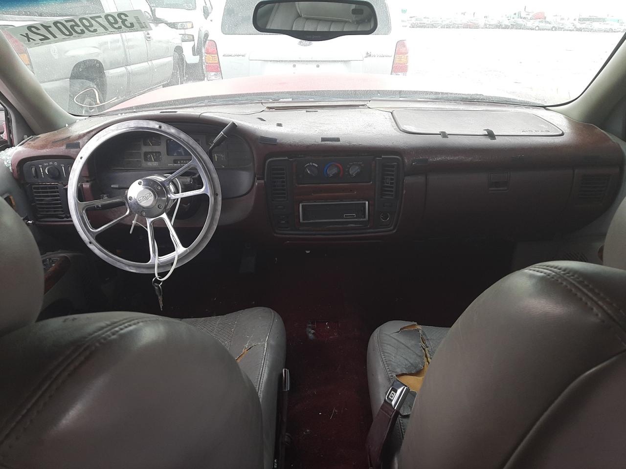Photo 9 from auction – 1996 CHEVROLET CAPRICE CL with VIN 1G1BL52P2TR166438