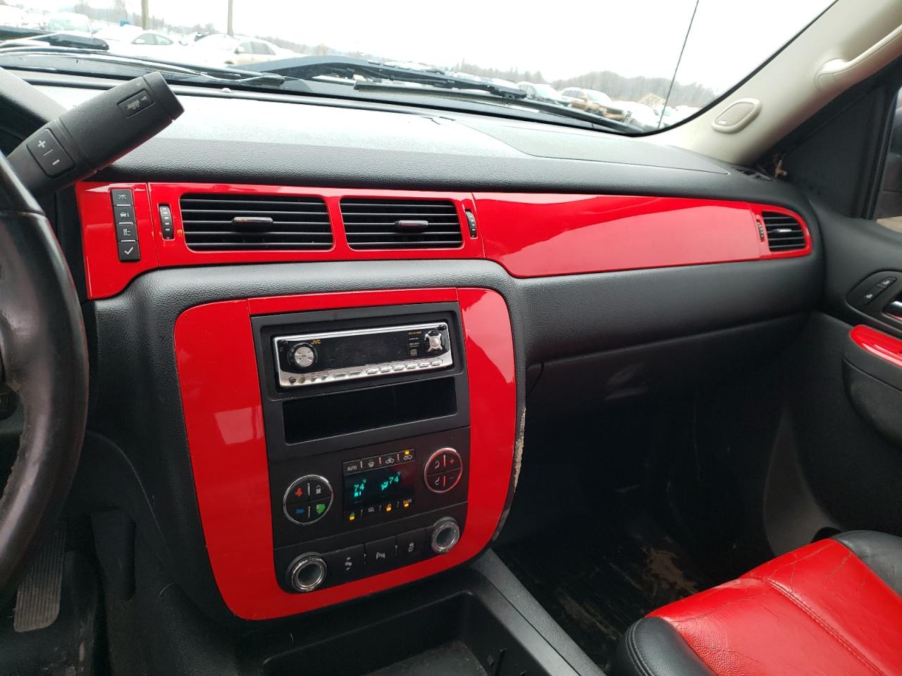Photo 10 from auction – 2012 GMC SIERRA K15 with VIN 1GTR2WE78CZ136063