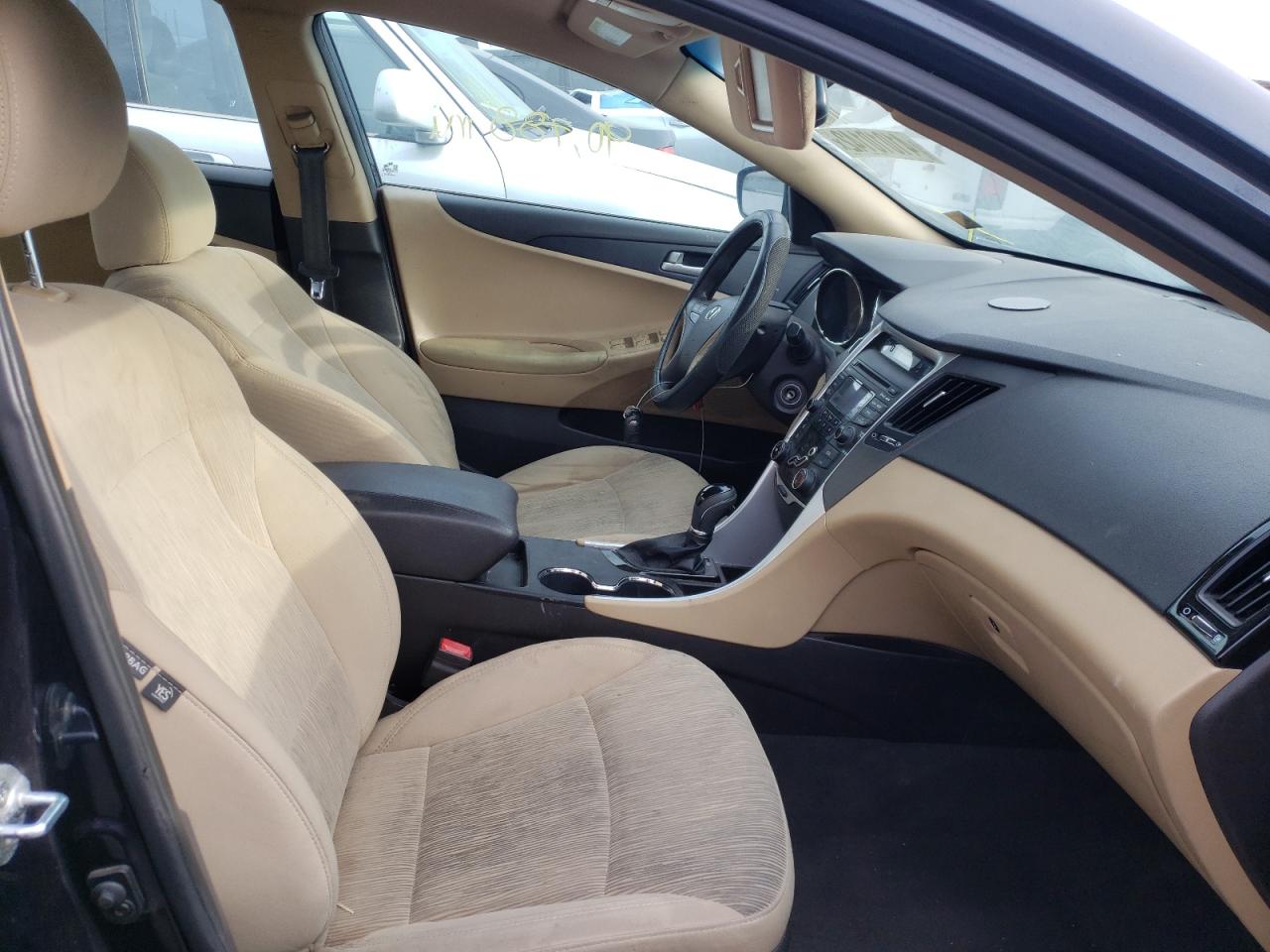 Photo 16 from auction – 2013 HYUNDAI SONATA GLS with VIN 5NPEB4AC2DH629560