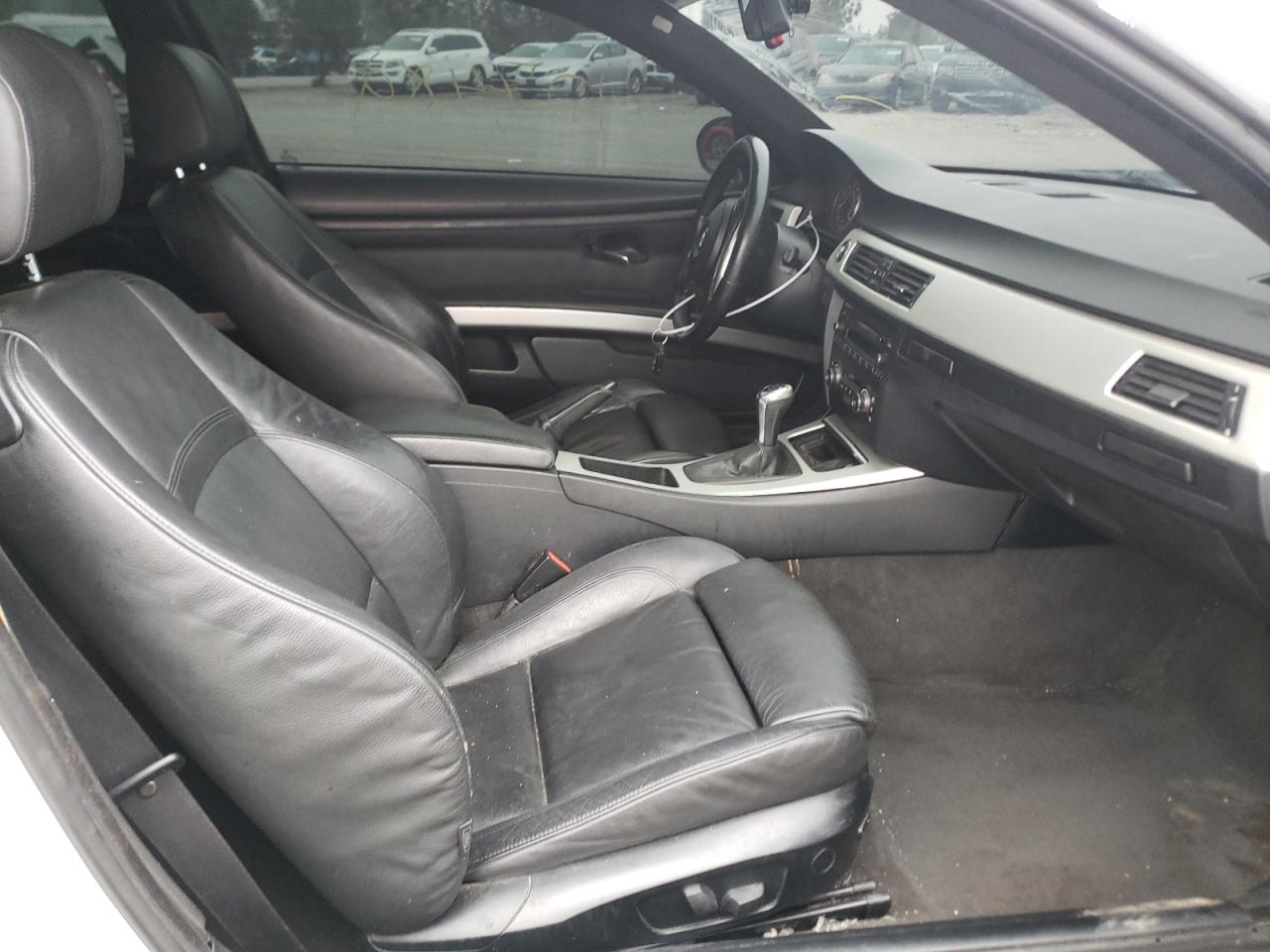Photo 5 from auction – 2007 BMW 335 I with VIN WBAWB73527P024979