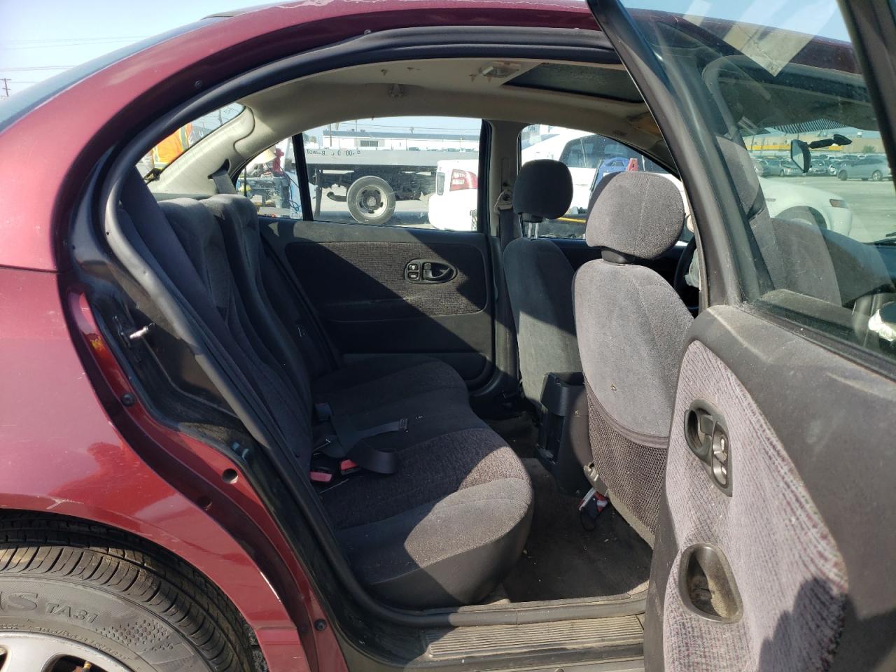 Photo 6 from auction – 2002 SATURN SL2 with VIN 1G8ZK54782Z114391