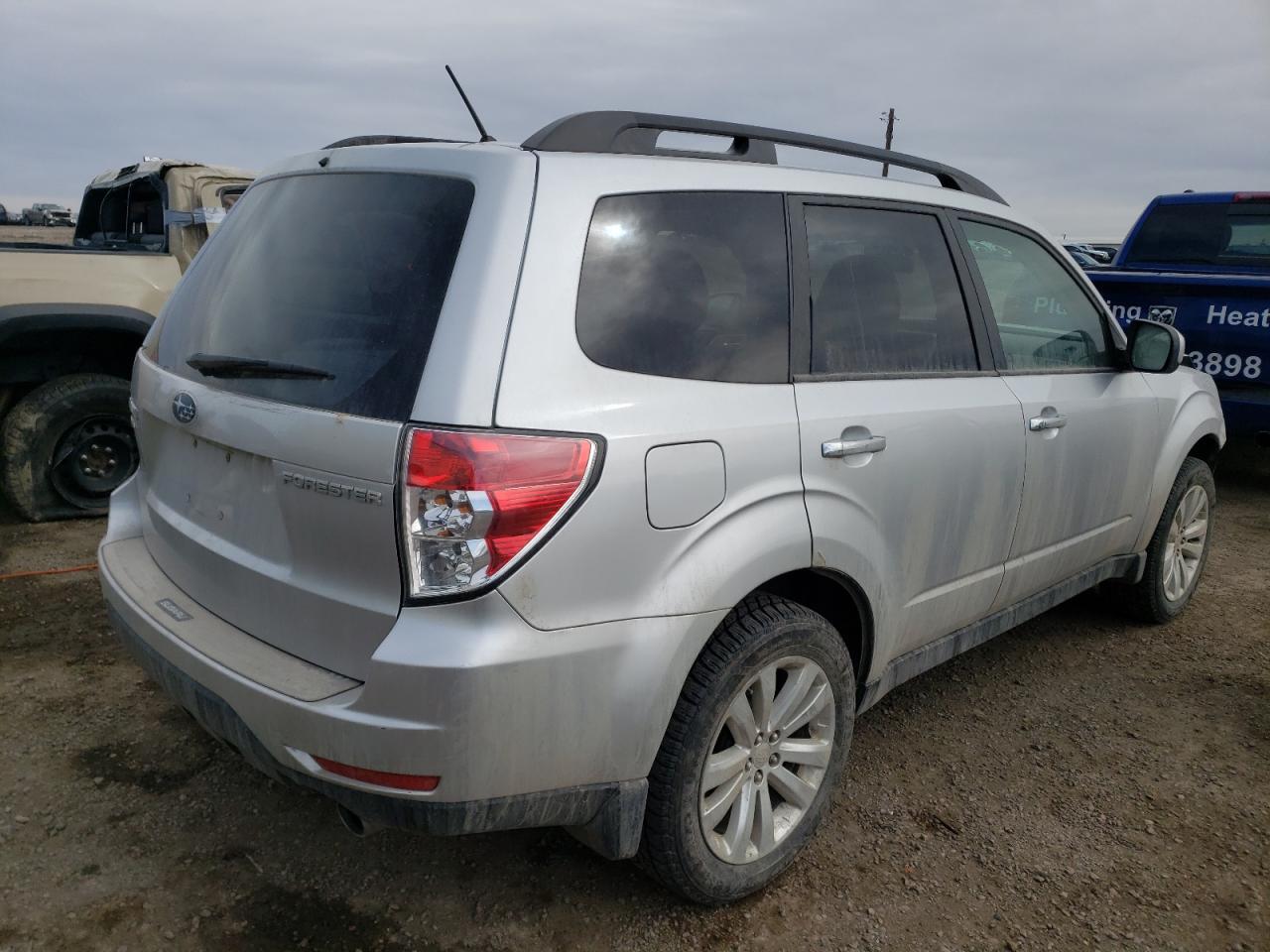 Photo 4 from auction – 2011 SUBARU FORESTER with VIN JF2SHCEC9BH761377