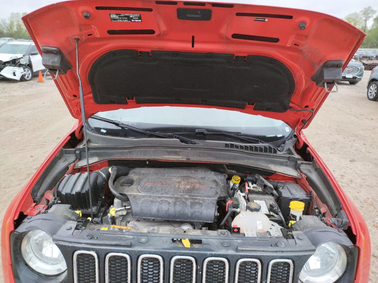 Photo 7 from auction – 2017 JEEP RENEGADE L with VIN ZACCJBBB8HPE85496