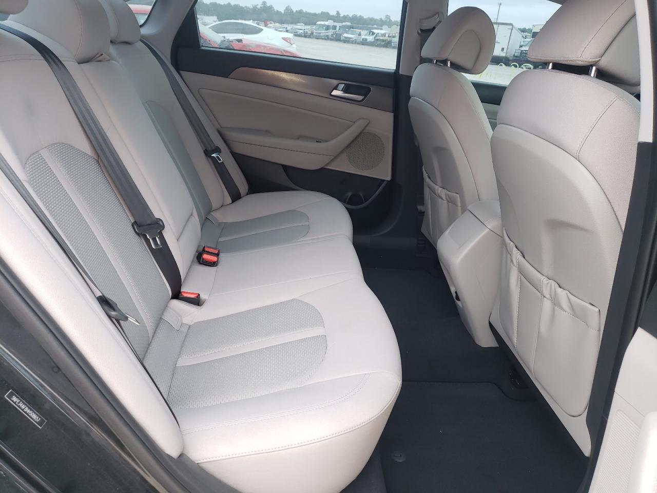 Photo 6 from auction – 2017 HYUNDAI SONATA SPO with VIN 5NPE34AF8HH508657