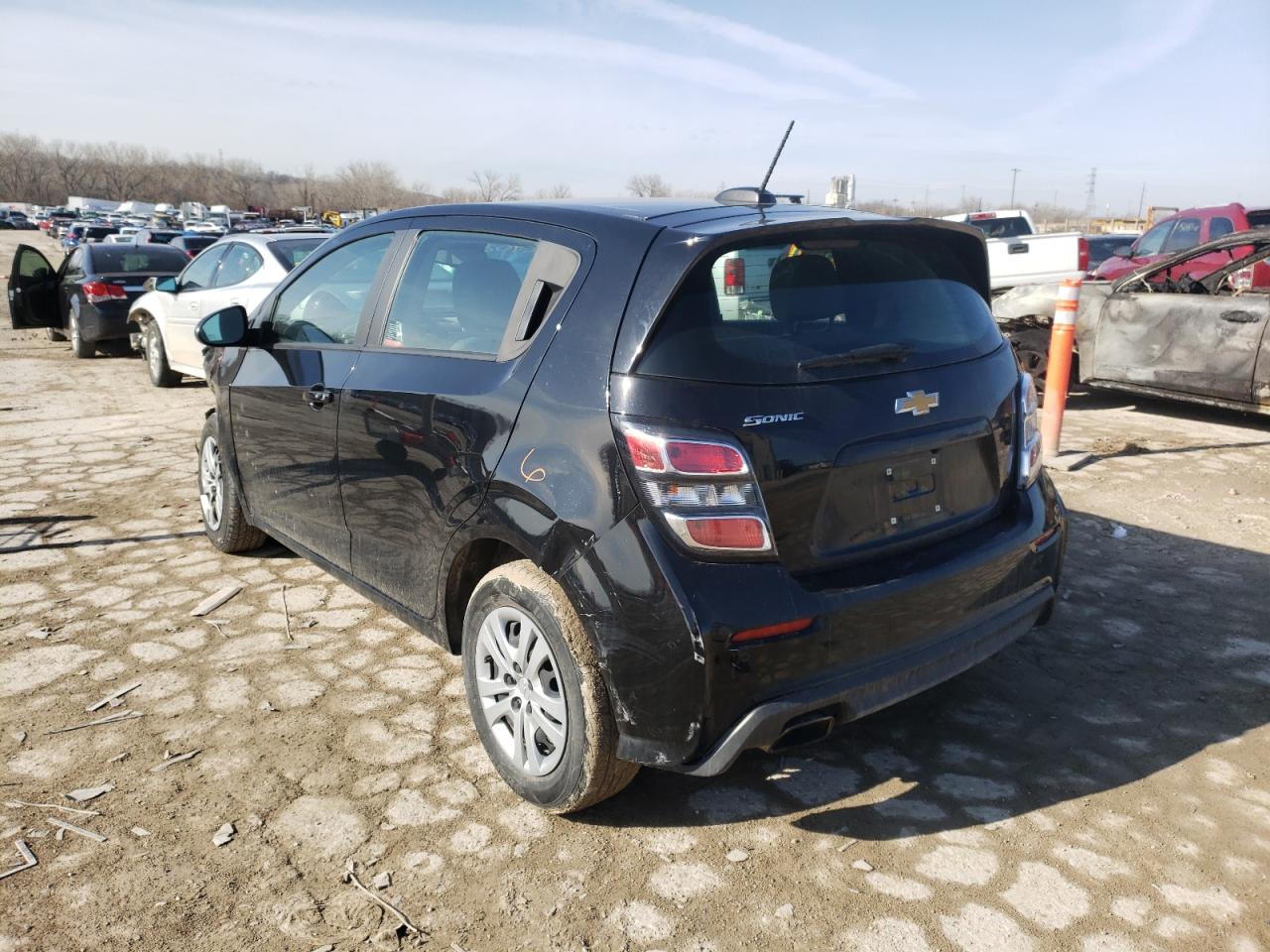 Photo 3 from auction – 2020 CHEVROLET SONIC with VIN 1G1JG6SB2L4122902