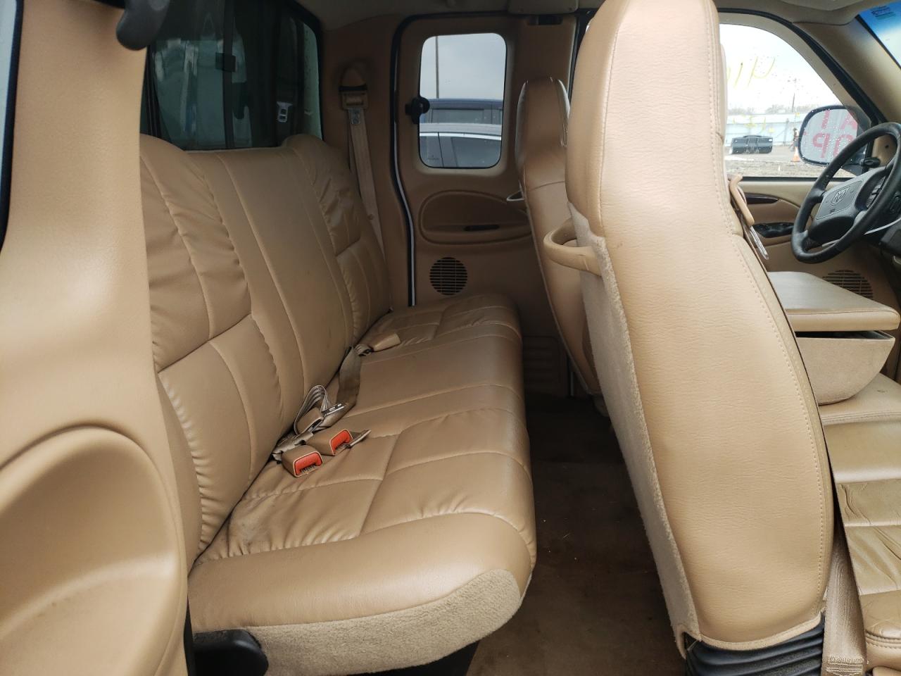 Photo 6 from auction – 2000 DODGE RAM 1500 with VIN 1B7HC13Z1YJ146780