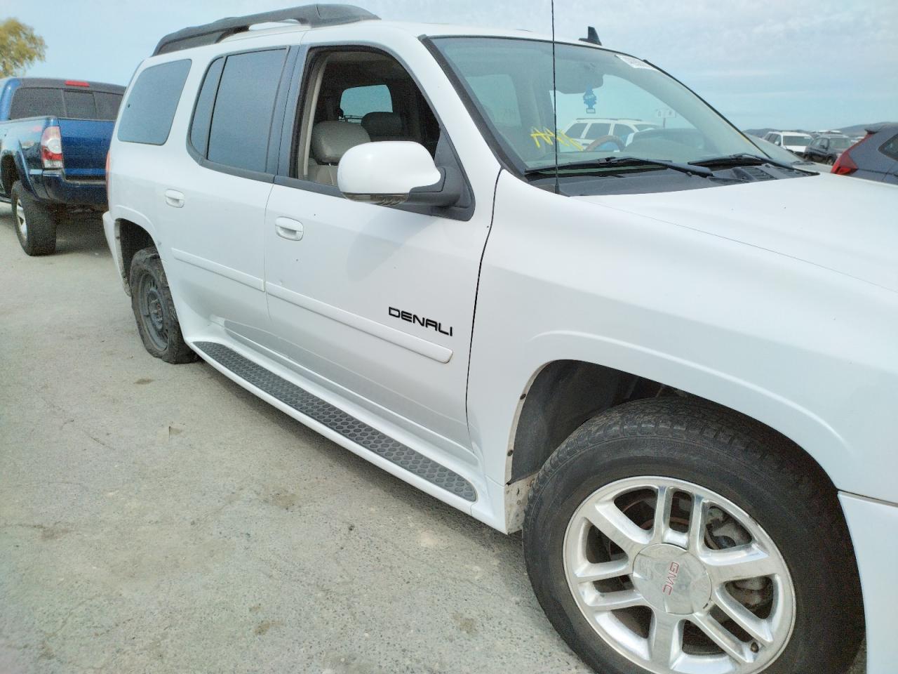 Photo 9 from auction – 2006 GMC ENVOY DENA with VIN 1GKET66M766147890