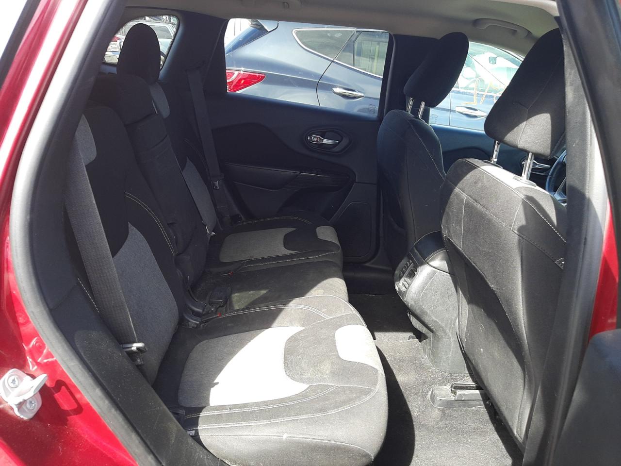 Photo 6 from auction – 2014 JEEP CHEROKEE L with VIN 1C4PJLCSXEW123397