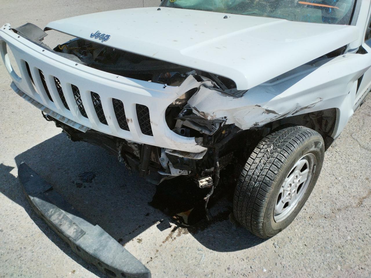 Photo 9 from auction – 2016 JEEP PATRIOT SP with VIN 1C4NJPBB9GD536653