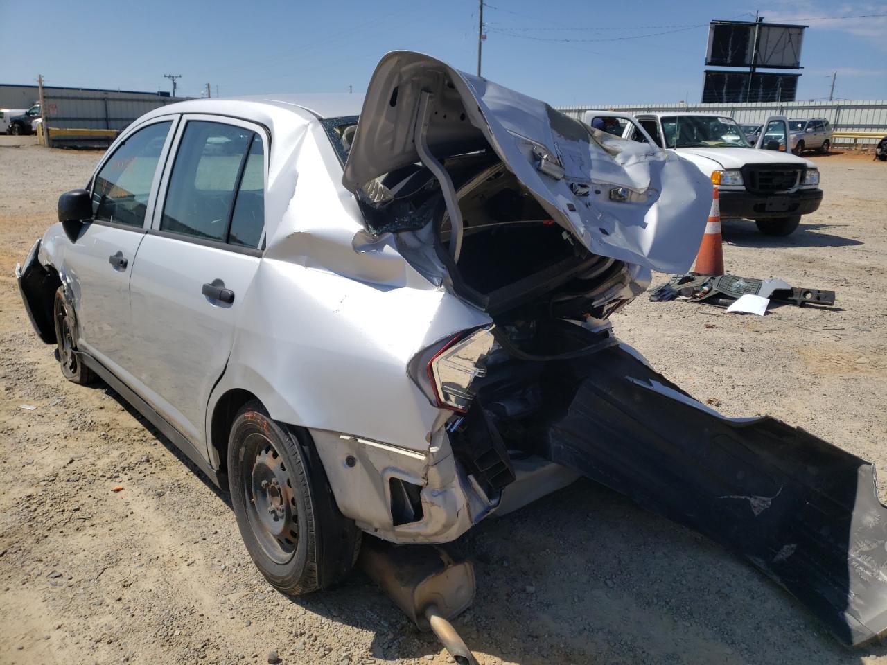 Photo 3 from auction – 2009 NISSAN VERSA with VIN 3N1CC11E19L432670