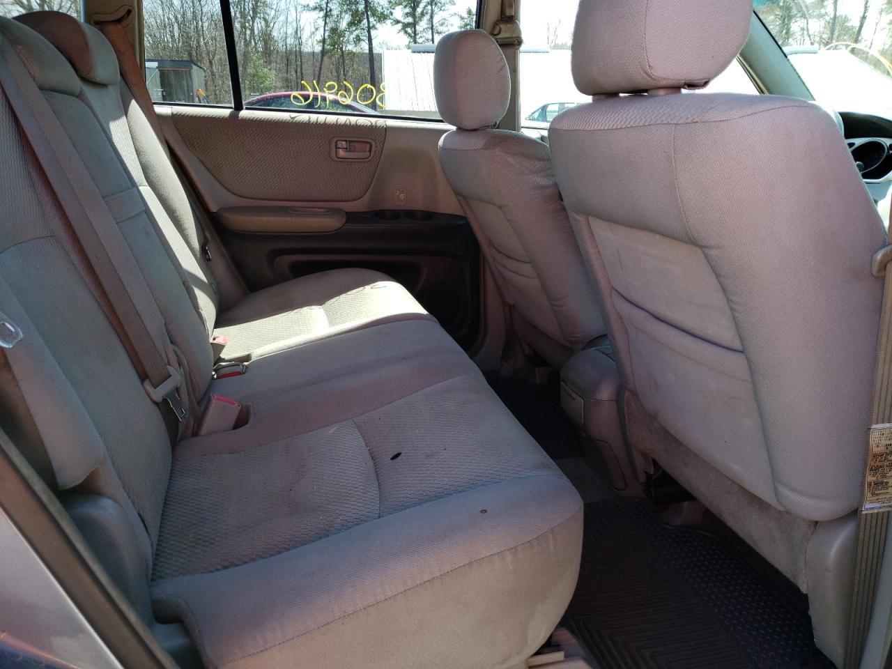Foto 6 de la subasta – 2004 TOYOTA HIGHLANDER con VIN JTEHD21A840029158