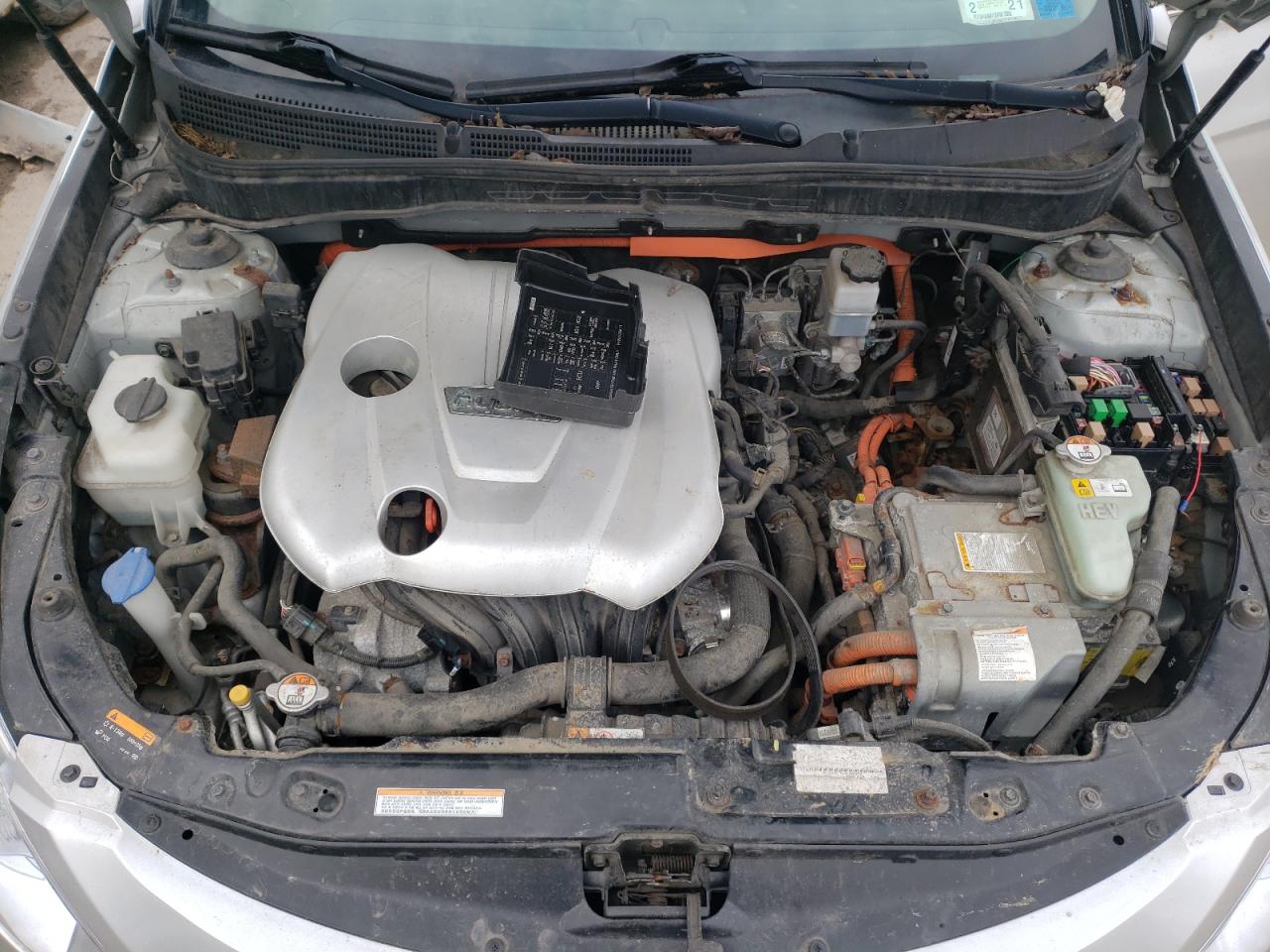 Photo 7 from auction – 2014 HYUNDAI SONATA HYB with VIN KMHEC4A47EA105685