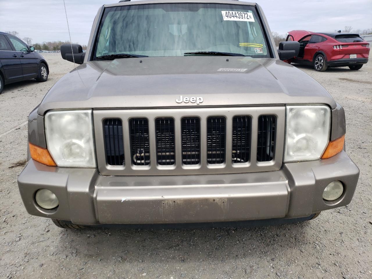 Photo 9 from auction – 2006 JEEP COMMANDER with VIN 1J8HG48KX6C188196