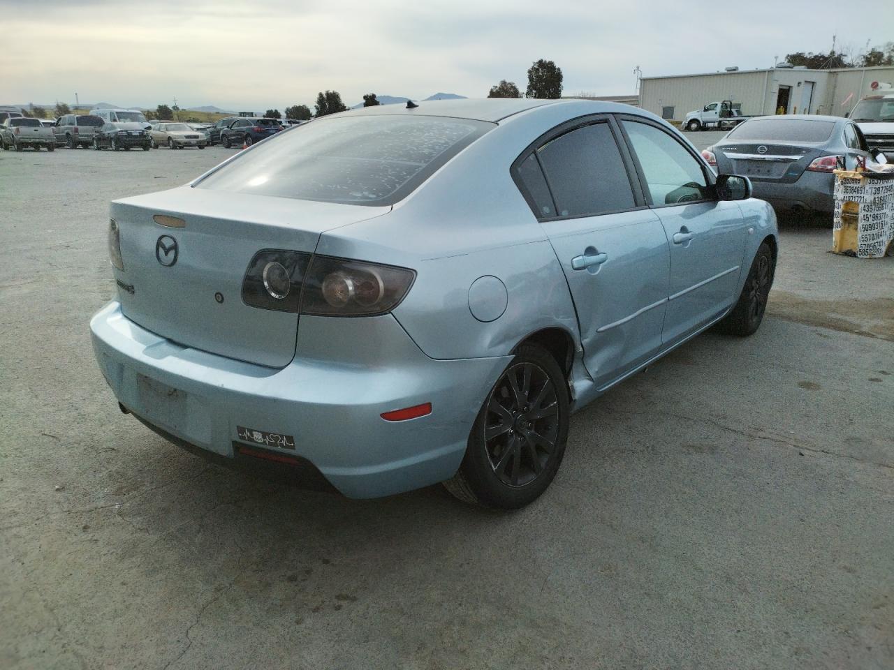Photo 4 from auction – 2008 MAZDA 3 I with VIN JM1BK32G981812806