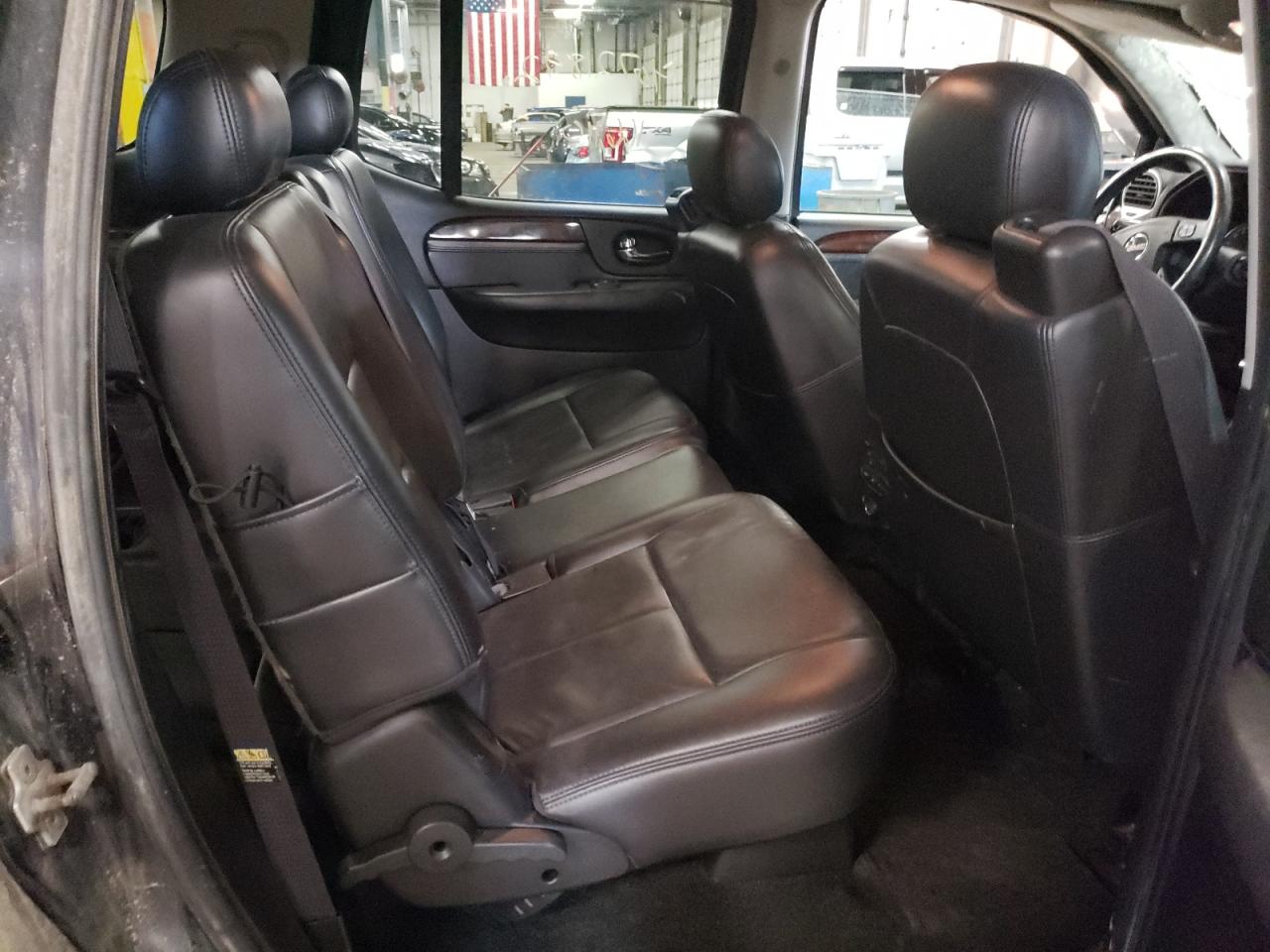 Photo 6 from auction – 2005 GMC ENVOY XL with VIN 1GKET16M556186947