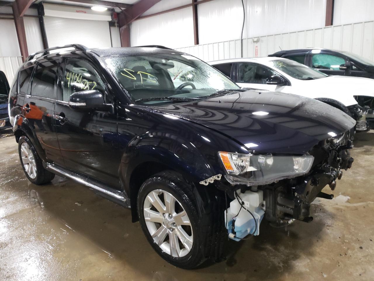 MITSUBISHI OUTLANDER 2011 with VIN JA4JT3AW7BU033230 - Photo from auction