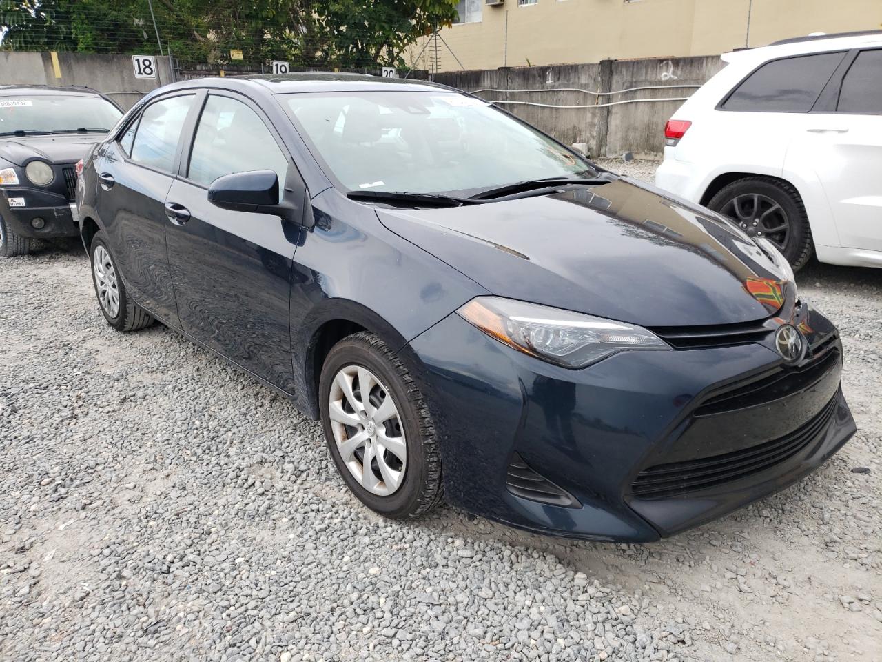 TOYOTA COROLLA L 2019 with VIN 2T1BURHE3KC237219 - Photo from auction