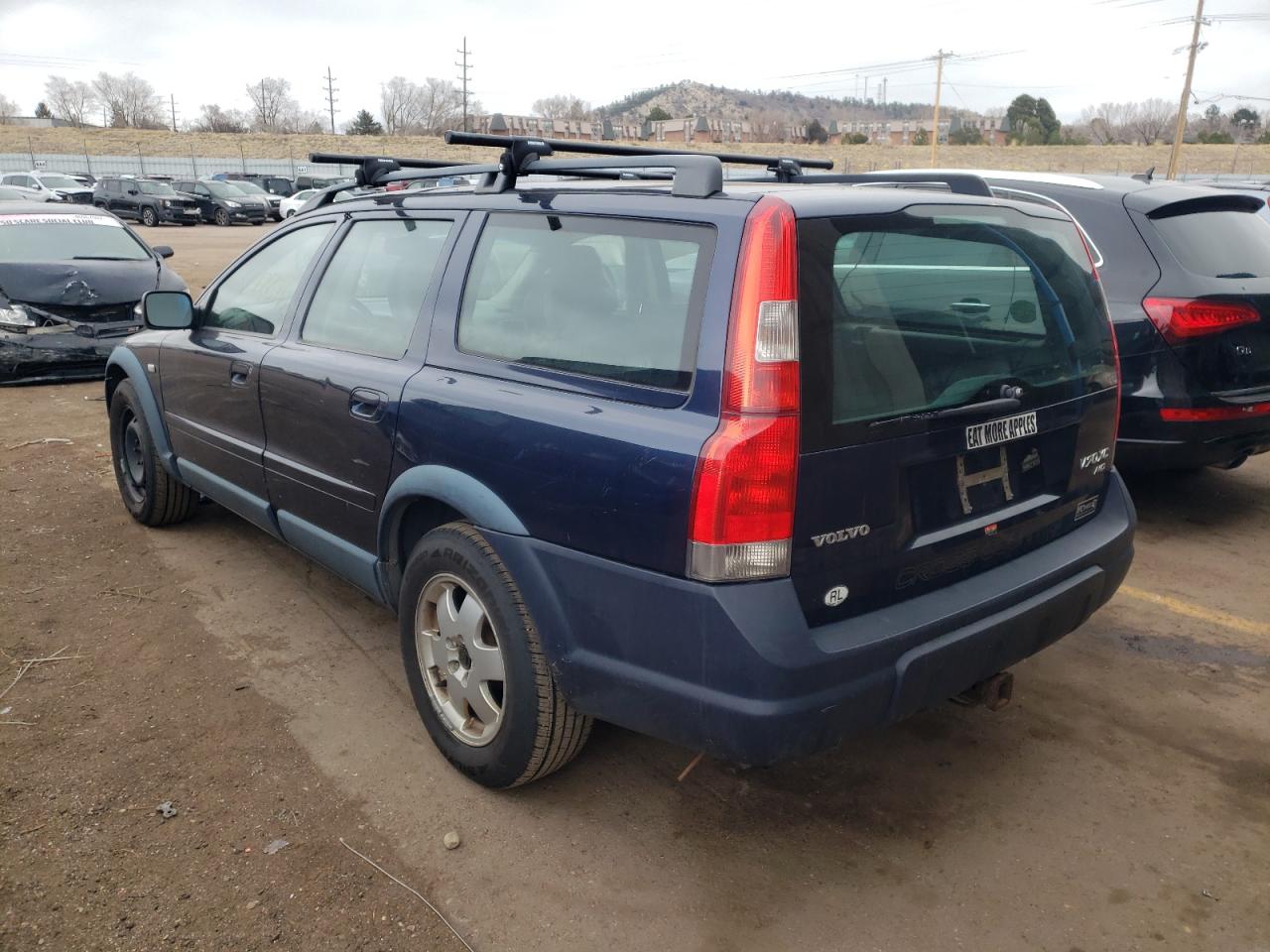 Photo 3 from auction – 2002 VOLVO V70 XC with VIN YV1SZ58D521077120