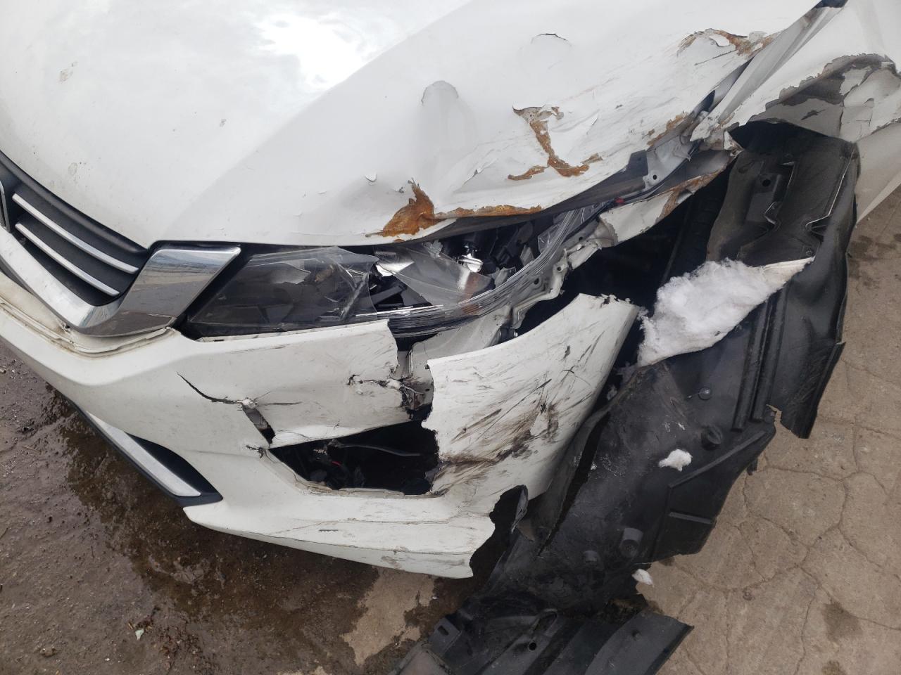 Photo 9 from auction – 2015 HONDA ACCORD with VIN 1HGCR2F83FA031761