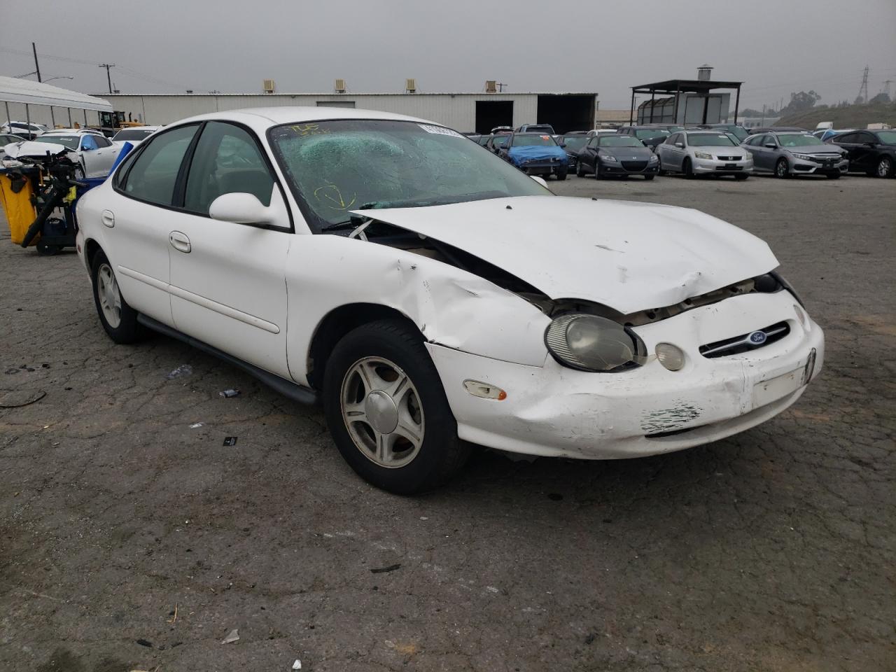 Photo 1 from auction – 1999 FORD TAURUS SE with VIN 1FAFP53U3XA271369