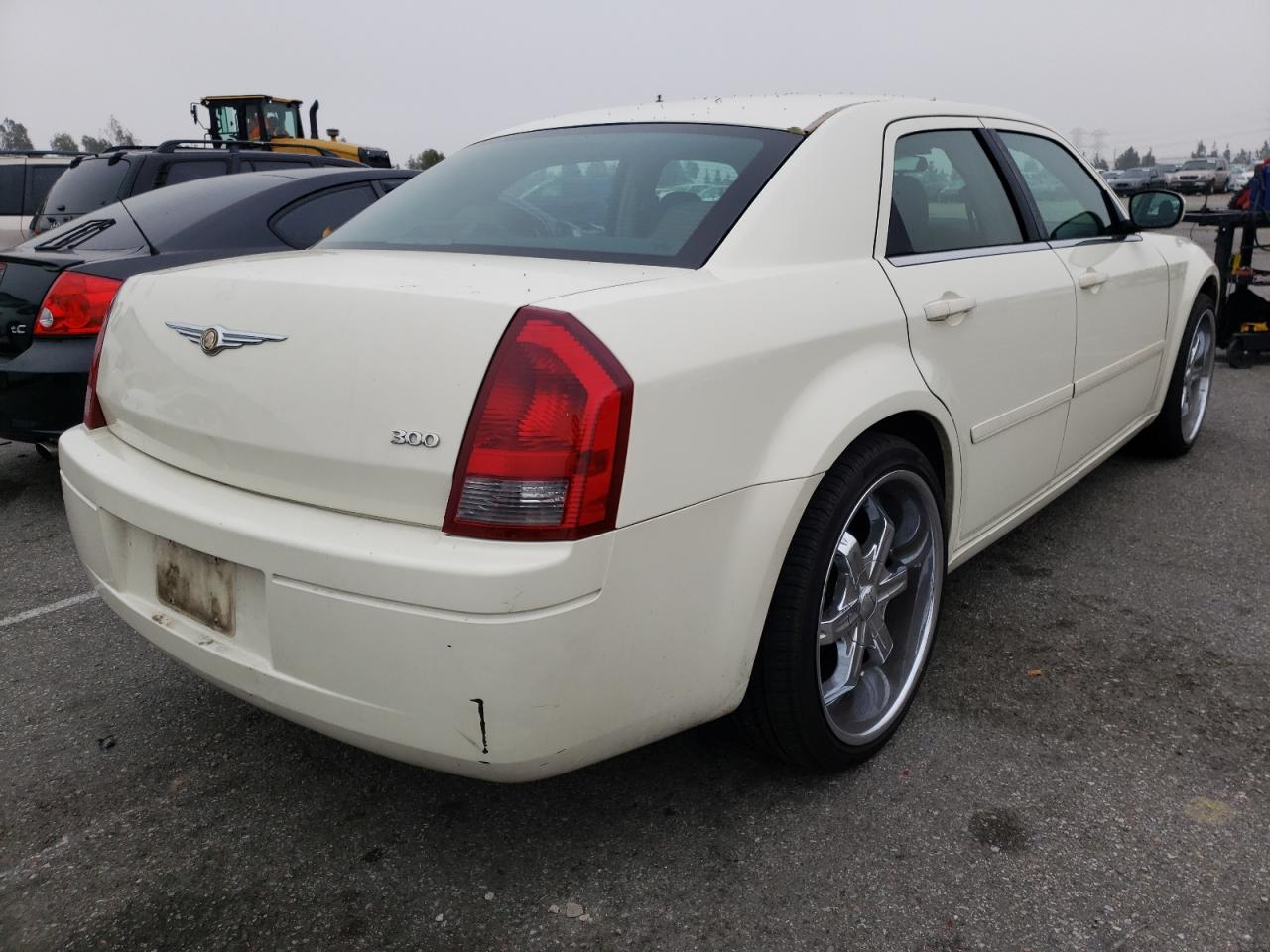 Photo 4 from auction – 2006 CHRYSLER 300 with VIN 2C3LA43R06H514421