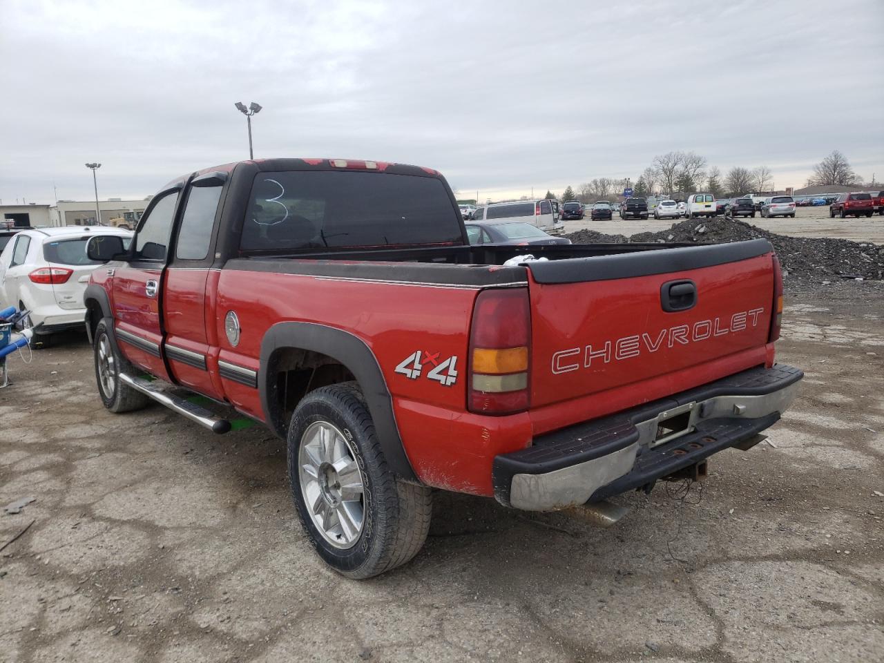 Photo 3 from auction – 2002 CHEVROLET SILVERADO with VIN 2GCEK19T621120525