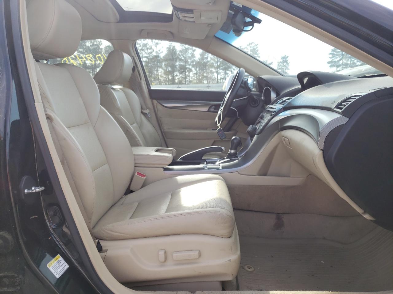Photo 5 from auction – 2009 ACURA TL with VIN 19UUA86579A003924