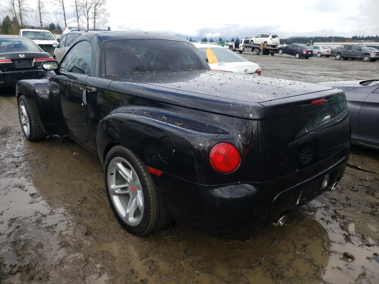 Photo 3 from auction – 2004 CHEVROLET SSR with VIN 1GCES14P14B110191