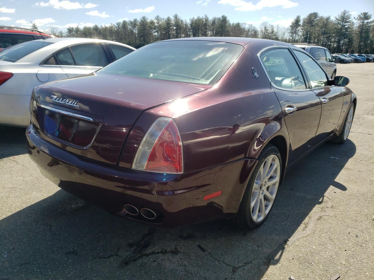 Photo 4 from auction – 2008 MASERATI QUATTROPOR with VIN ZAMFE39A380037463