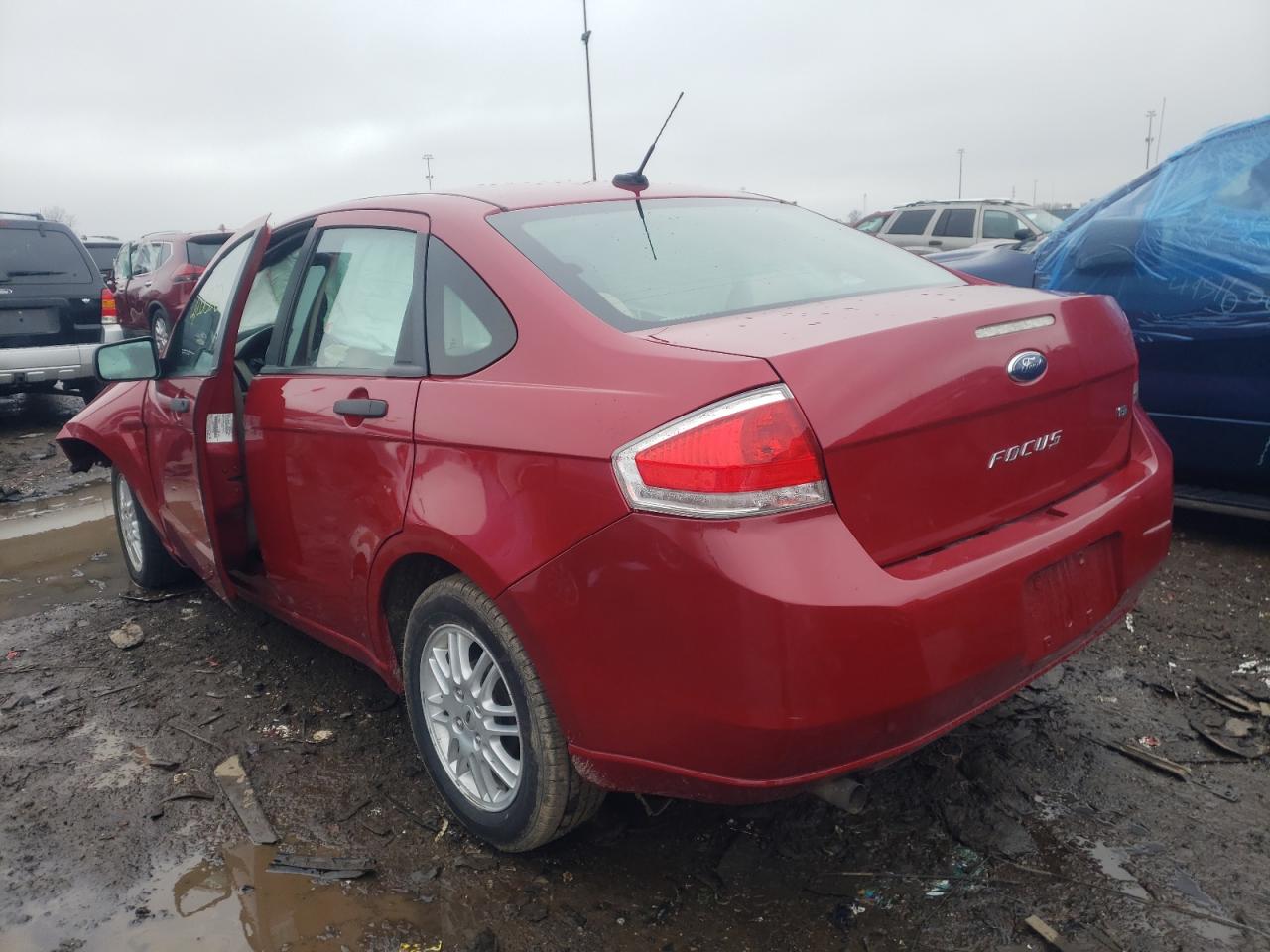 Photo 3 from auction – 2011 FORD FOCUS SE with VIN 1FAHP3FN2BW188738