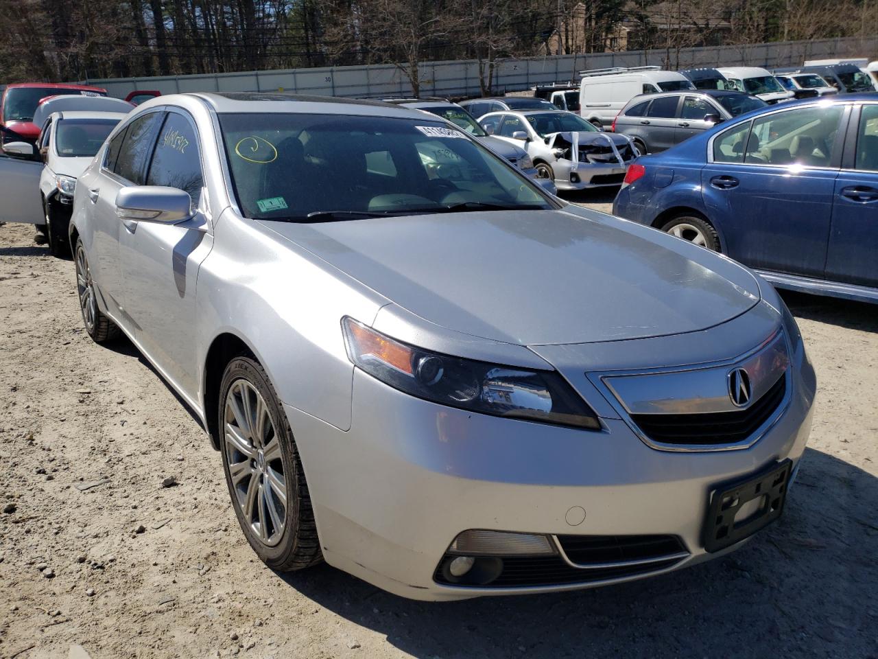 ACURA TL SE 2014 with VIN 19UUA8F3XEA006888 - Photo from auction