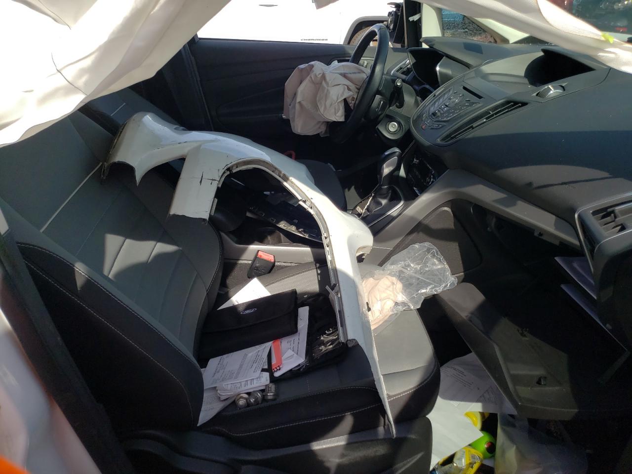 Photo 5 from auction – 2013 FORD C-MAX SE with VIN 1FADP5AU1DL524506
