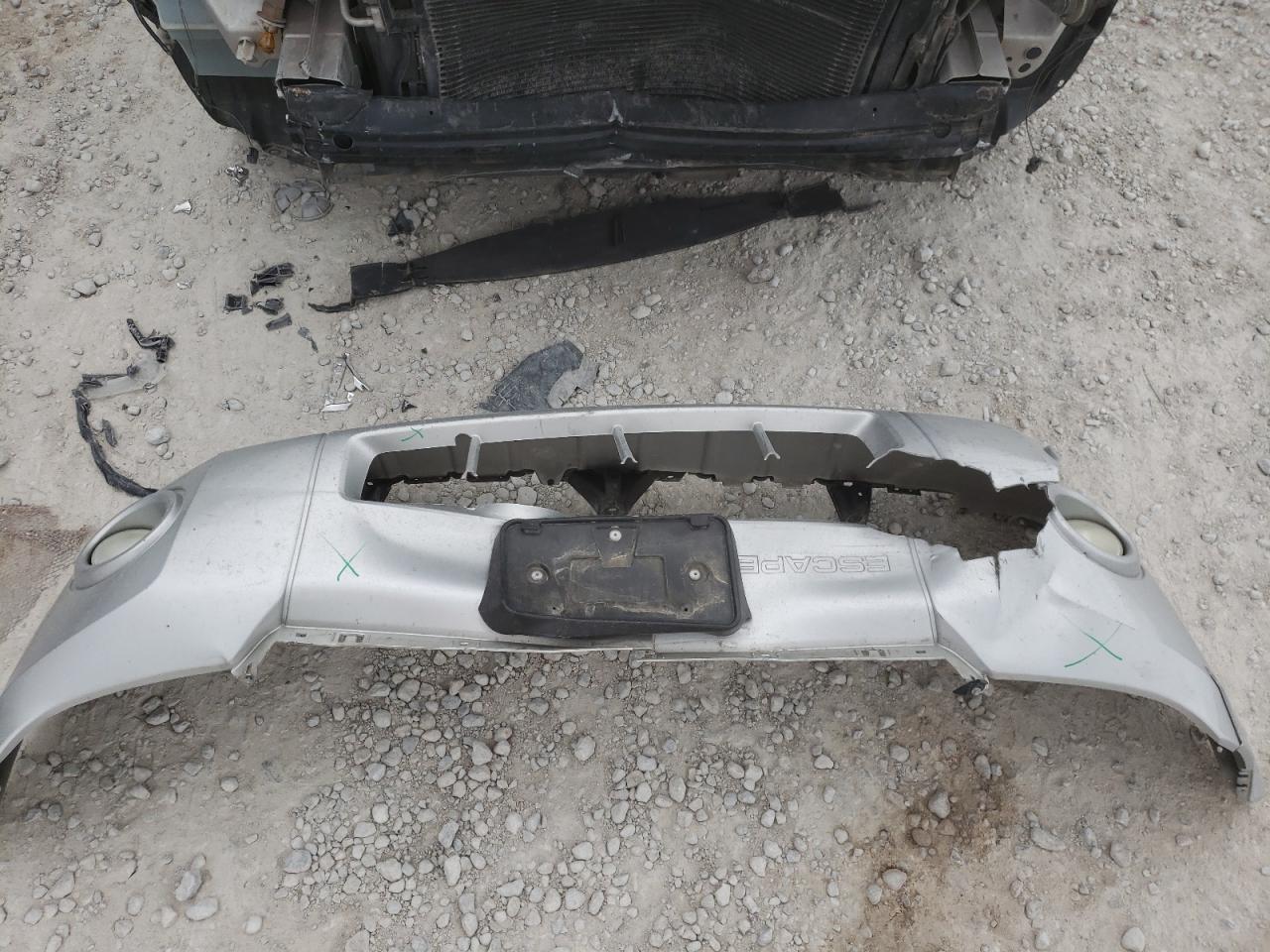 Photo 9 from auction – 2009 FORD ESCAPE XLT with VIN 1FMCU03GX9KA34535