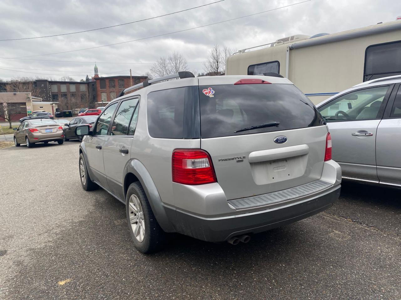 Photo 3 from auction – 2006 FORD FREESTYLE with VIN 1FMZK04146GA06609