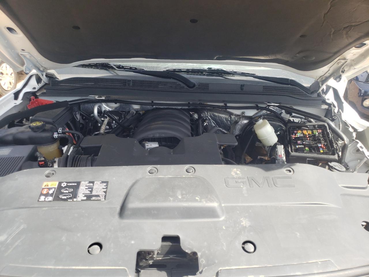 Photo 7 from auction – 2015 GMC YUKON SLT with VIN 1GKS1BKC2FR274043