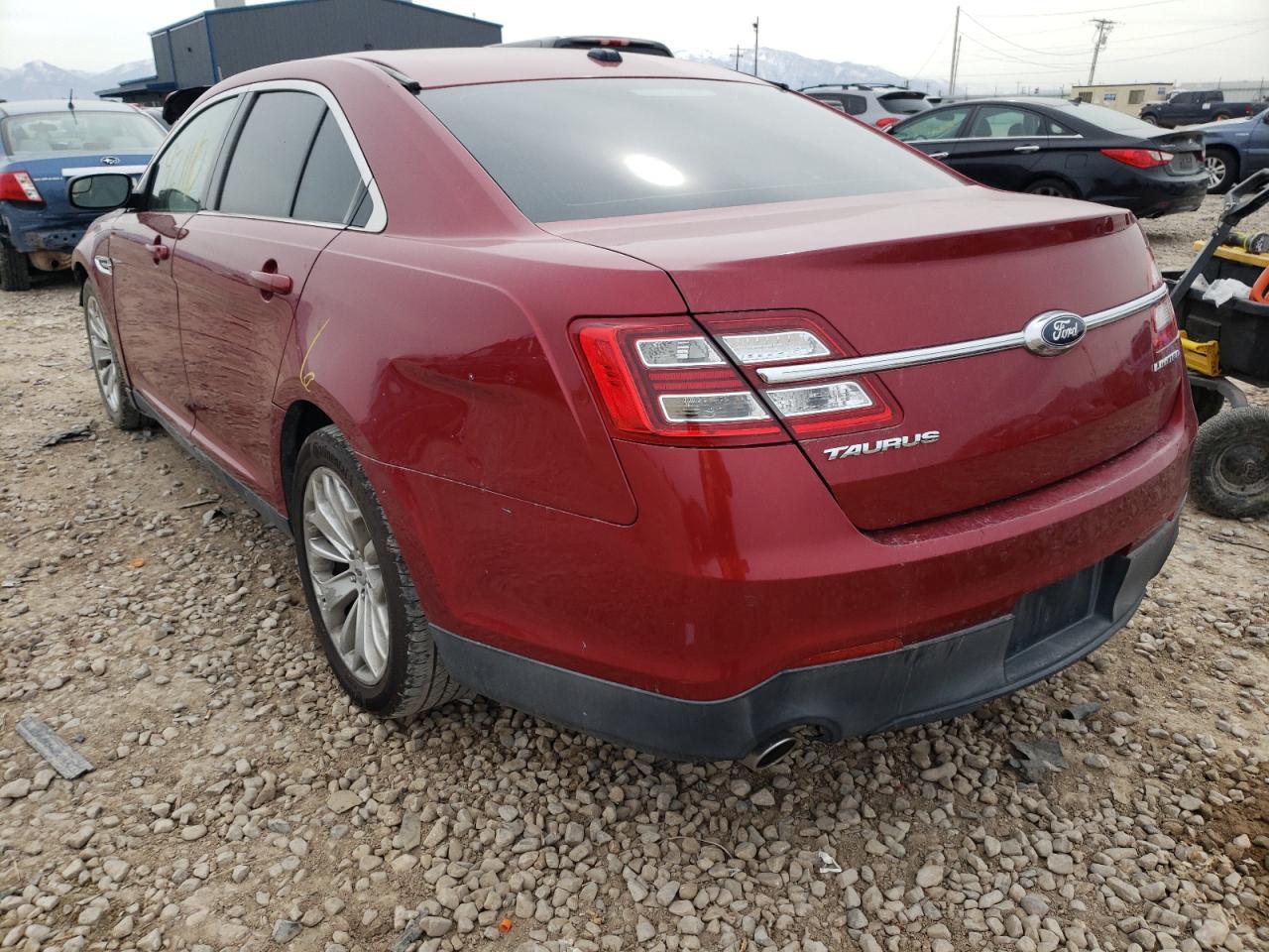 Photo 3 from auction – 2014 FORD TAURUS LIM with VIN 1FAHP2F84EG172012