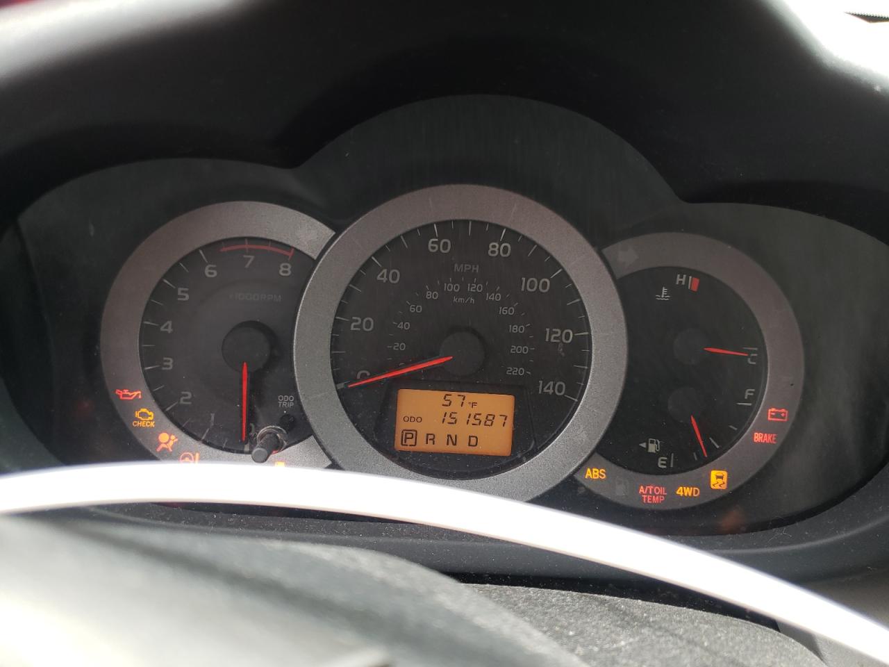 Photo 8 from auction – 2011 TOYOTA RAV4 with VIN JTMBF4DV4BD040467
