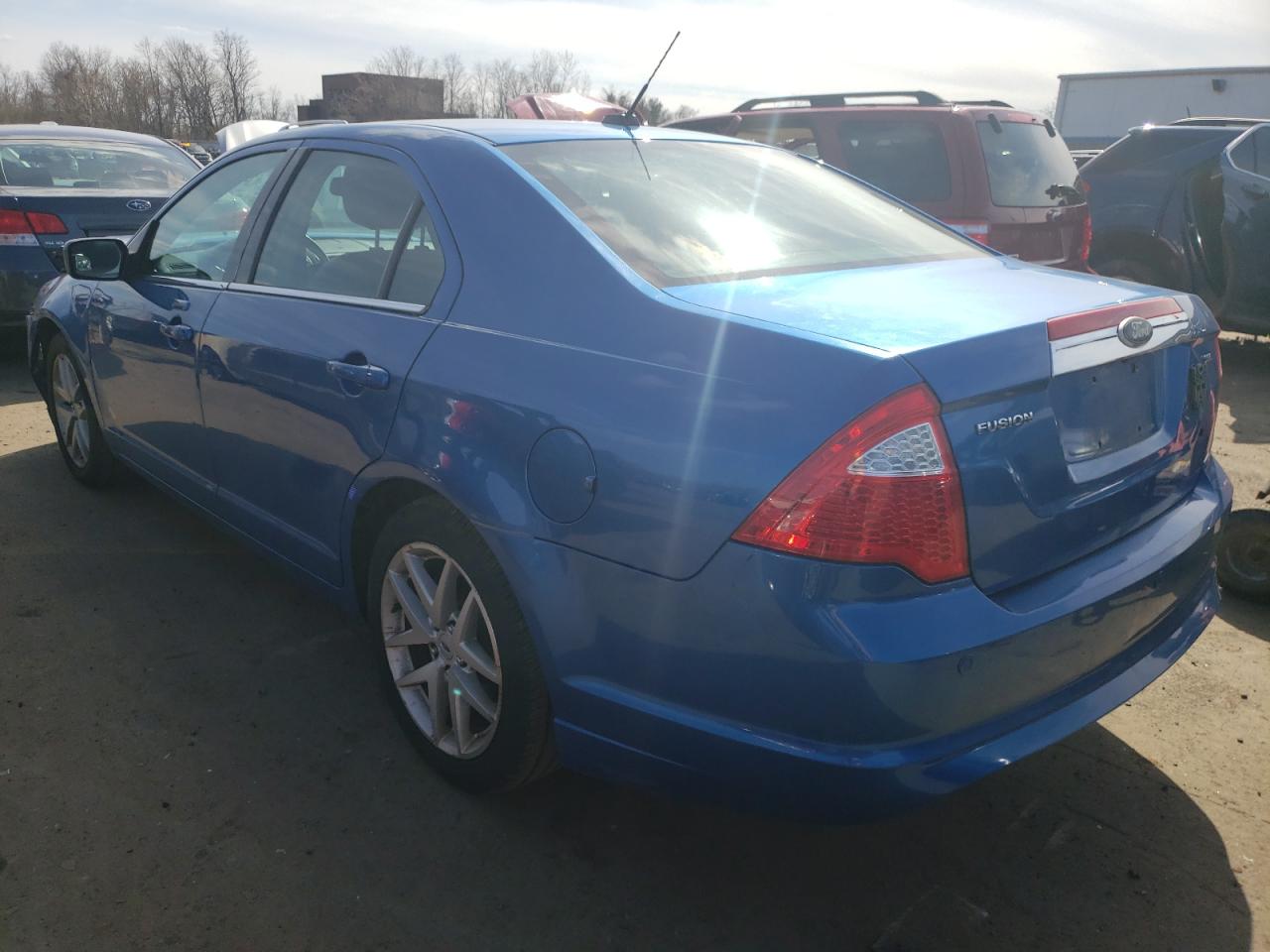Photo 3 from auction – 2011 FORD FUSION SEL with VIN 3FAHP0JA3BR118820