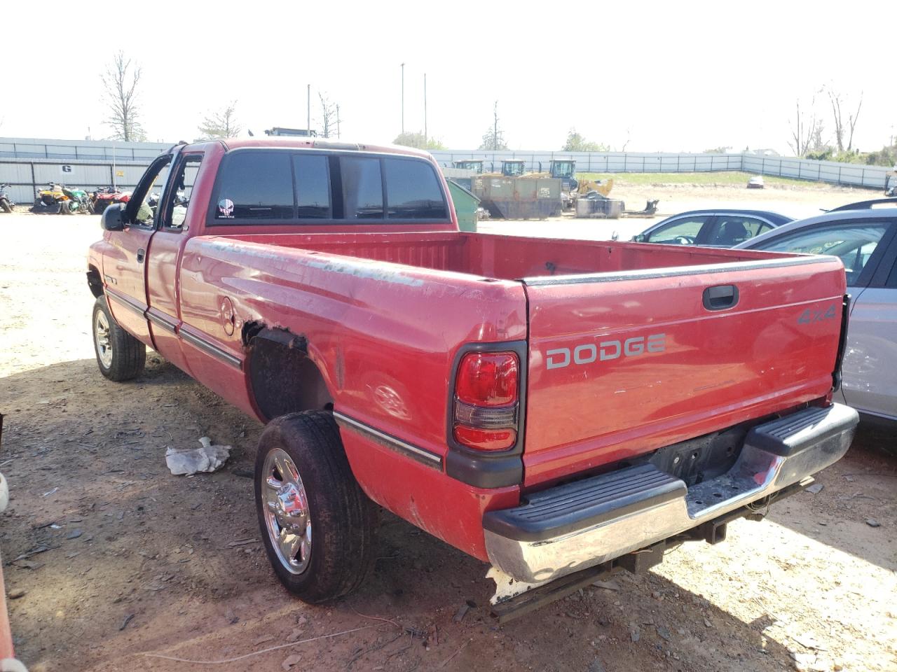 Photo 3 from auction – 1996 DODGE RAM 2500 with VIN 3B7KF23W0TM101589
