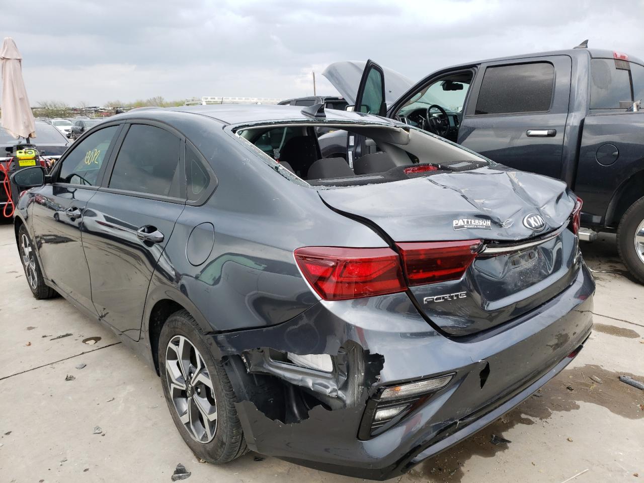 Photo 3 from auction – 2021 KIA FORTE FE with VIN 3KPF24AD1ME306537