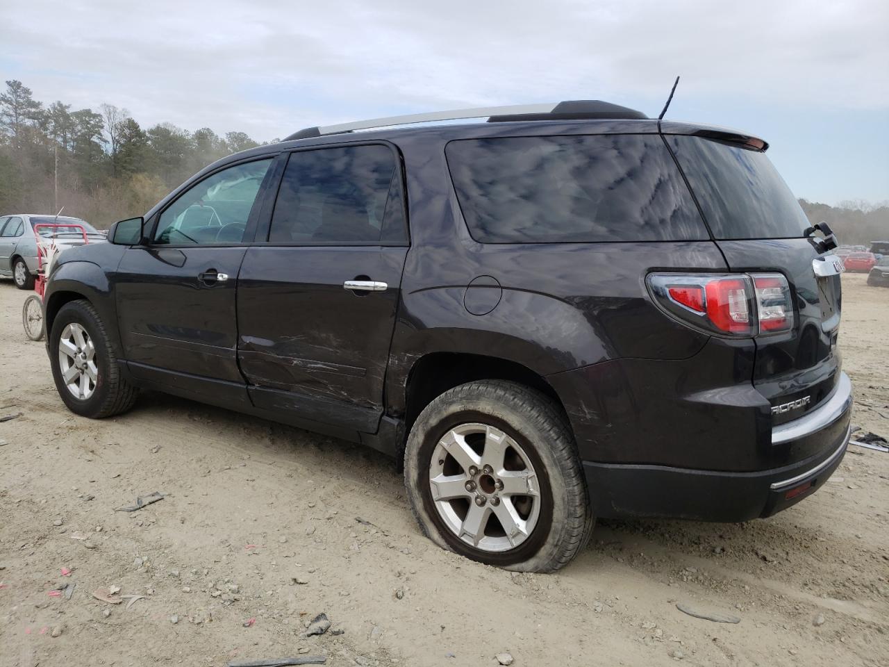 Photo 3 from auction – 2016 GMC ACADIA SLE with VIN 1GKKRNED1GJ208775