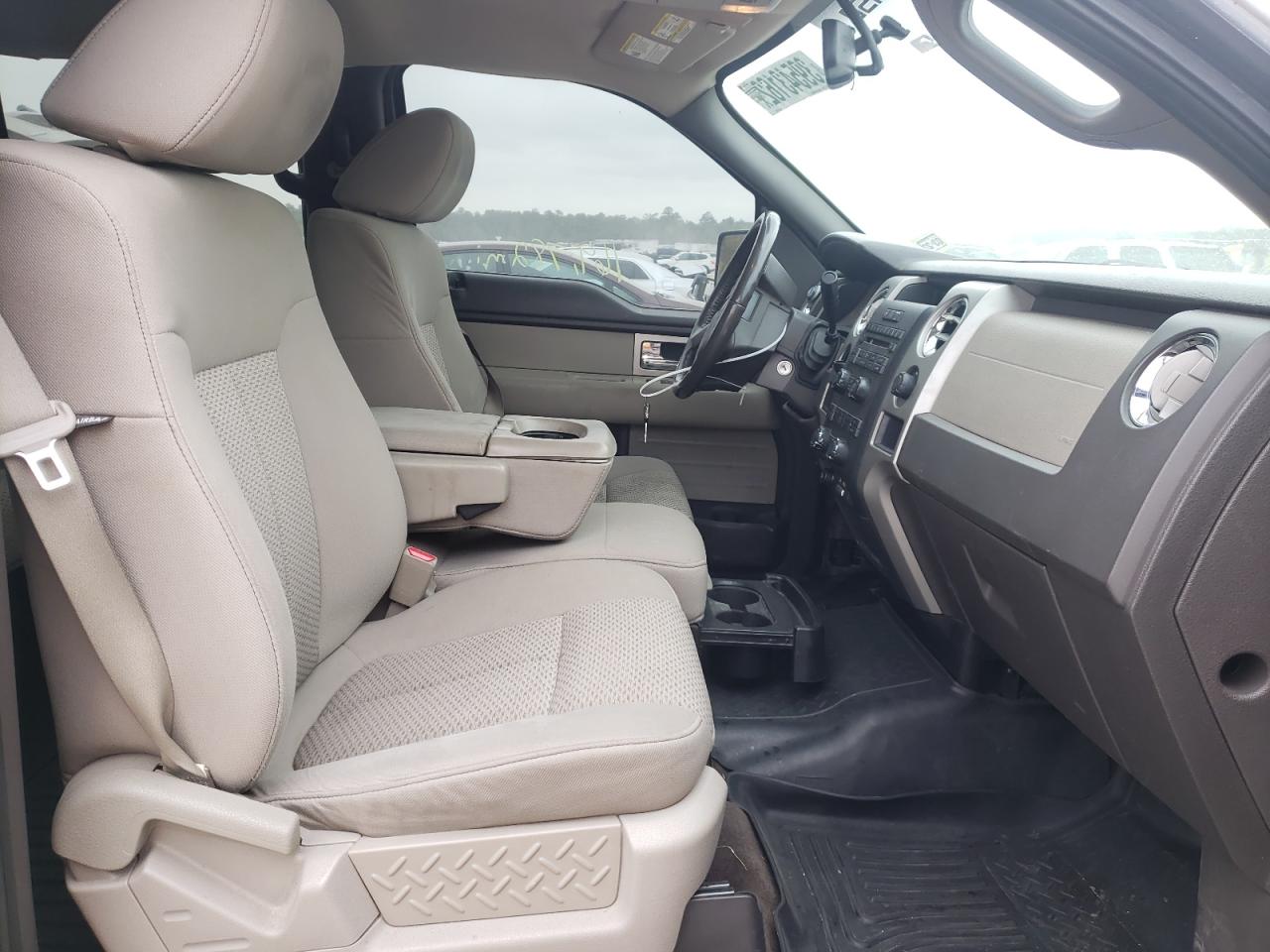 Photo 5 from auction – 2010 FORD F150 SUPER with VIN 1FTFW1CV5AFB18484