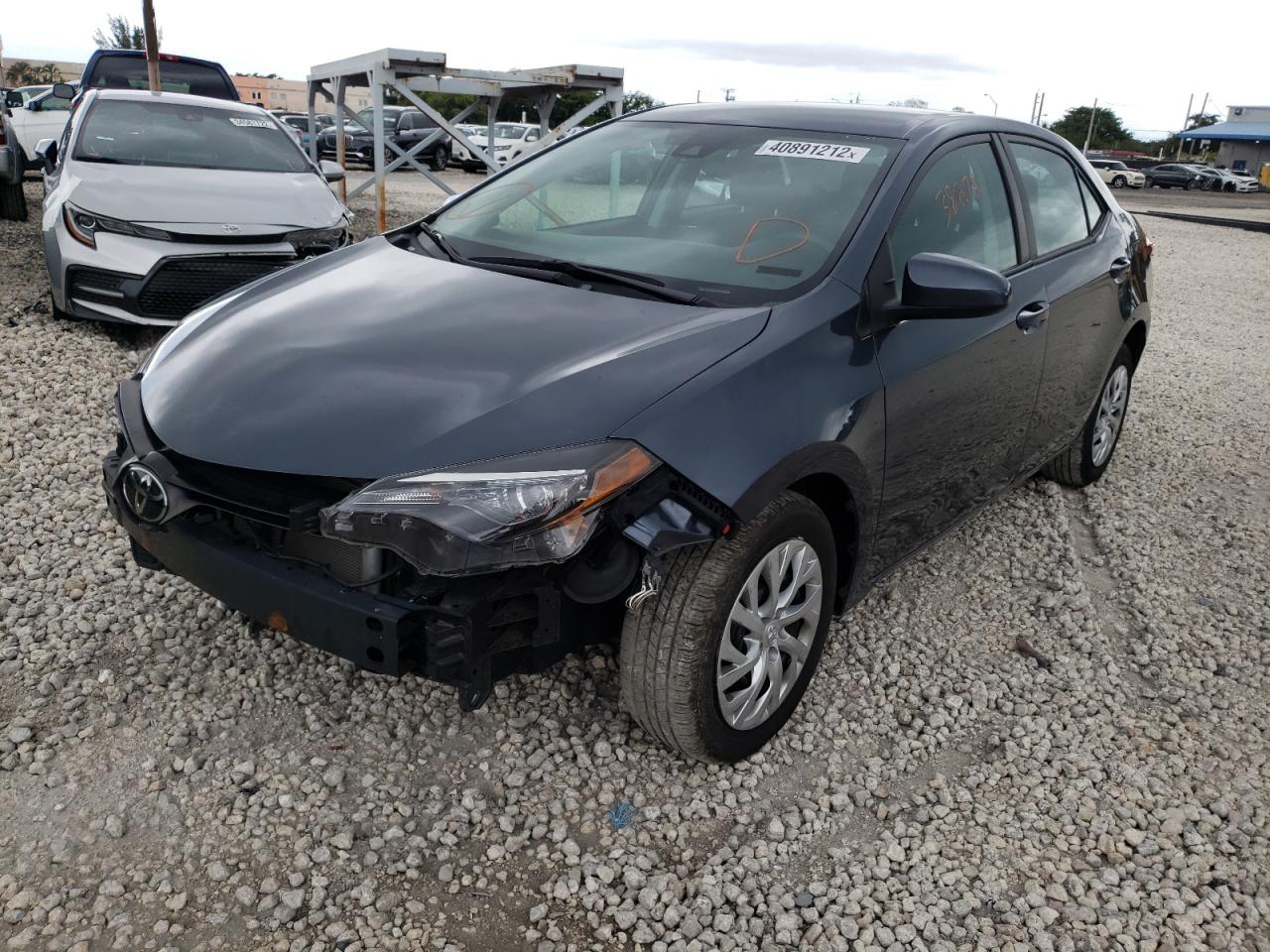 Photo 2 from auction – 2019 TOYOTA COROLLA L with VIN 2T1BURHE6KC237974