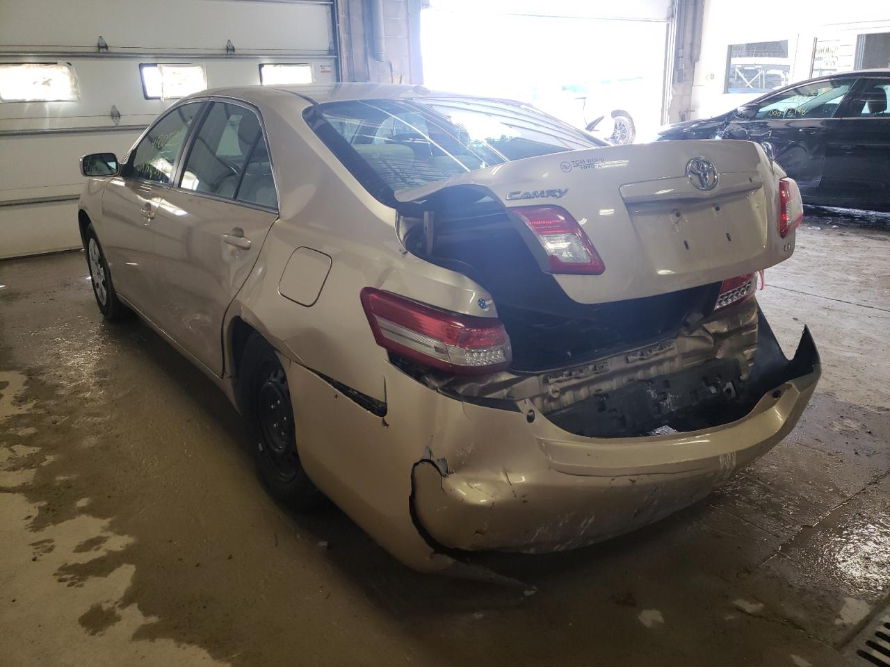 Photo 3 from auction – 2010 TOYOTA CAMRY BASE with VIN 4T4BF3EKXAR008363