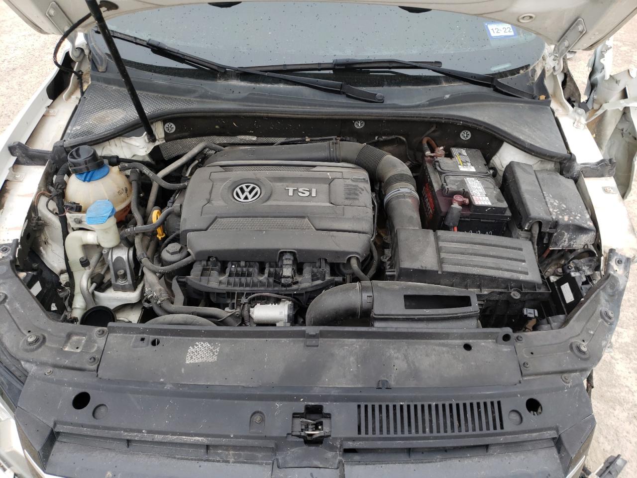 Photo 7 from auction – 2014 VOLKSWAGEN PASSAT S with VIN 1VWAS7A37EC119568