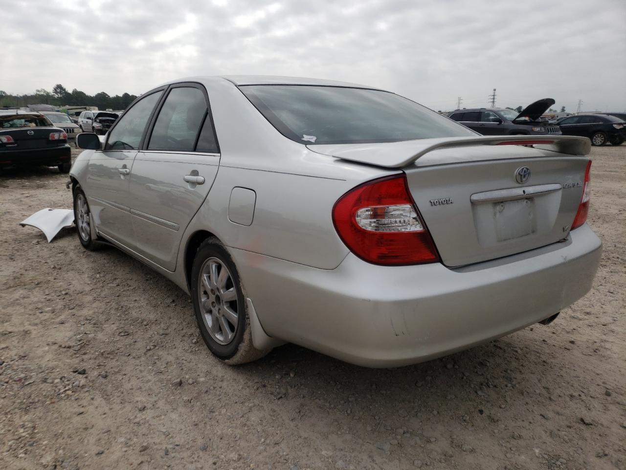 Photo 3 from auction – 2004 TOYOTA CAMRY LE with VIN 4T1BF32K14U069474