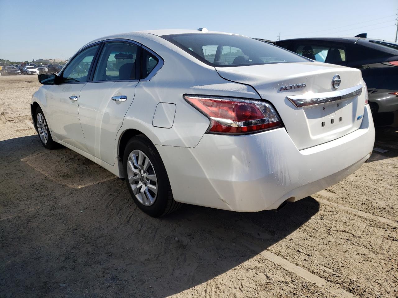 Photo 3 from auction – 2014 NISSAN ALTIMA 2.5 with VIN 1N4AL3APXEC165381